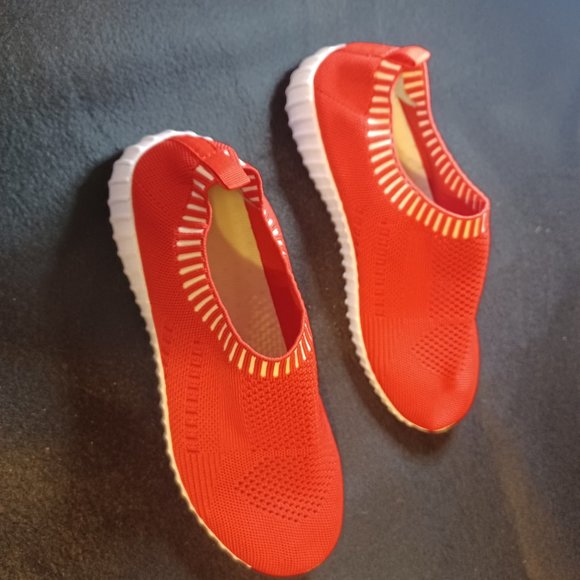 Slip on Sneakers - Picture 1 of 8